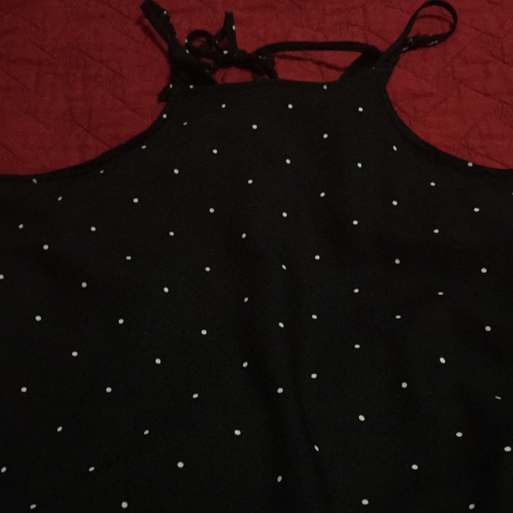 Polka dot hollister top